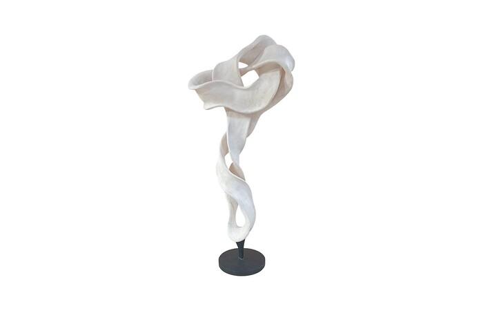 Dancing Sculpture, Smooth White